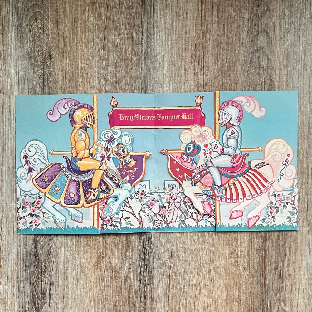 WDW Magic Kingdom: KING STEFAN'S BANQUET HALL KID'S MENU (Bill of Fare) 1988 HTF